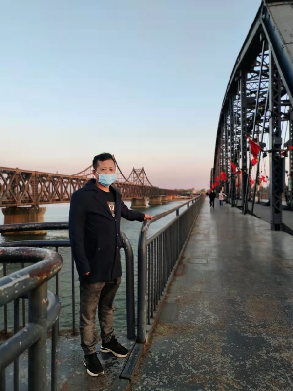 王先生的第一张照片--丹东认干亲服务网